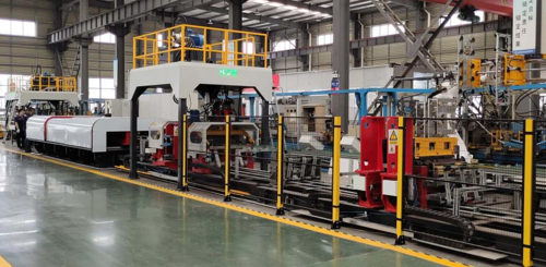 Automatic U shell or single side plate forming of refrigerator
